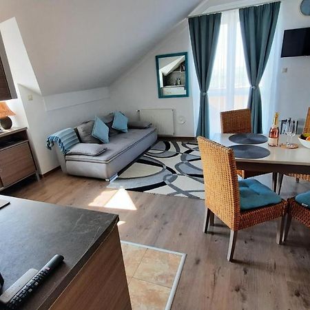Kamilla Apartman Villapark Buk Exterior photo